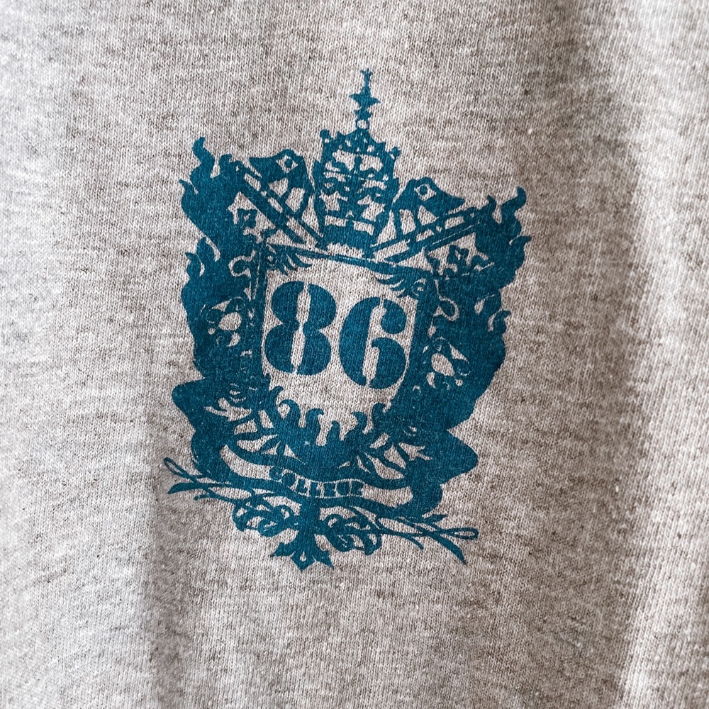 Vintage Early 2000s Grey College T Shirt Size XL - Picture 2 of 5